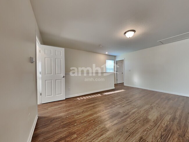 Building Photo - 155 E Jayce Way