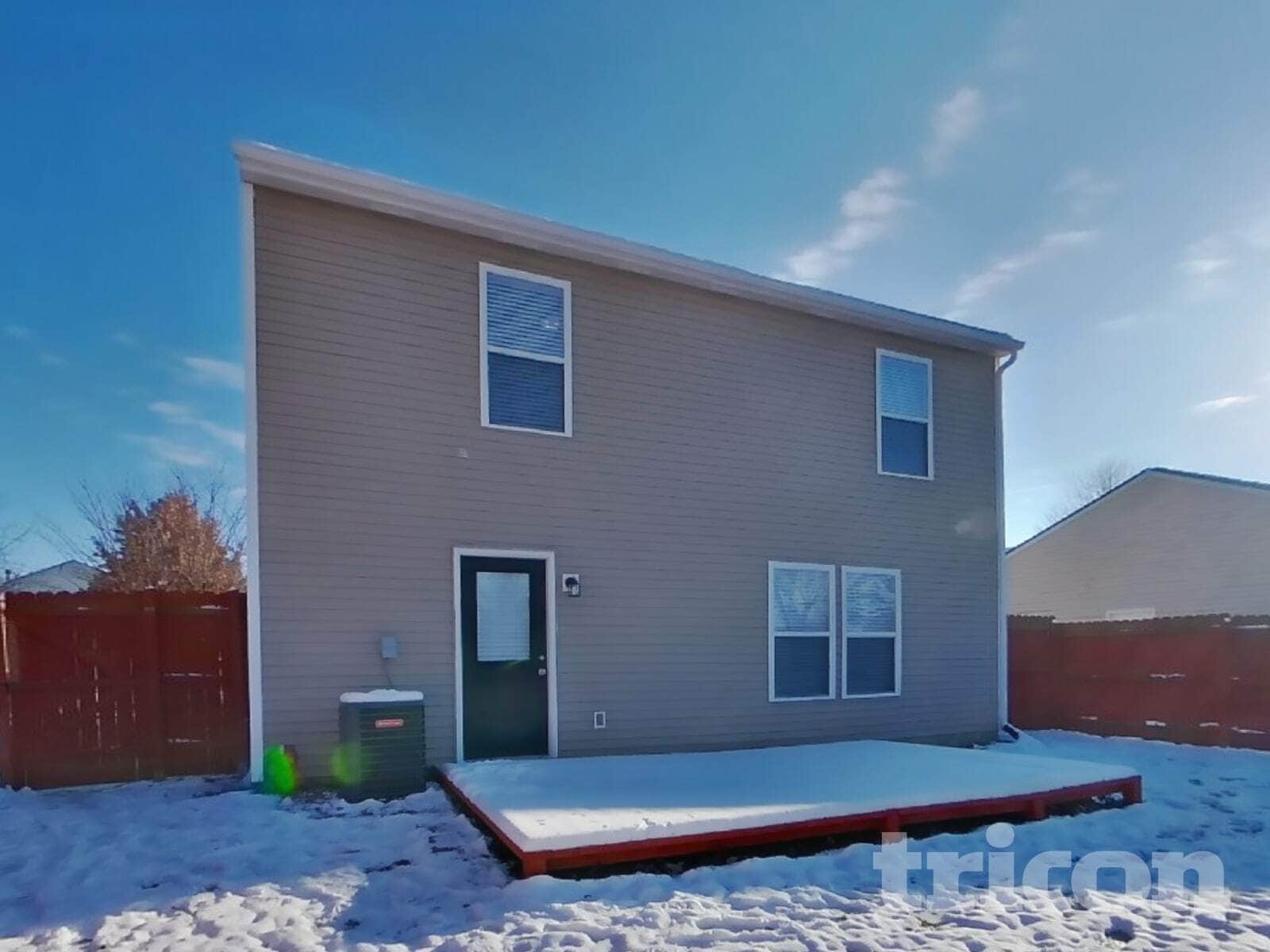 Building Photo - 1420 Alonzo Pl