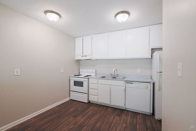 Building Photo - Spacious 1-Bedroom Living Near Emory & Toco Hills | 672 SF