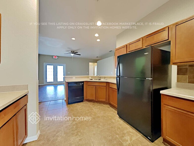 Building Photo - 4681 Mandolin Loop