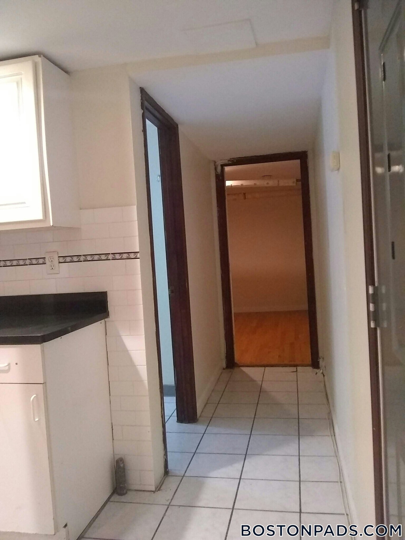 Building Photo - 171 Hemenway St