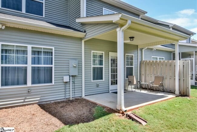 Building Photo - 826 Stonebriar St