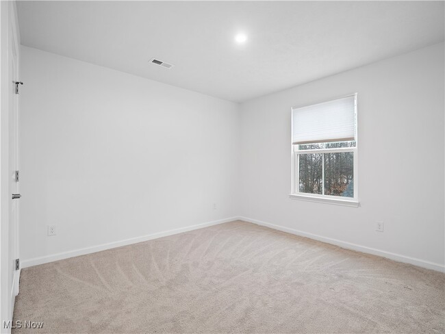 Building Photo - 9954 Ethan Dr