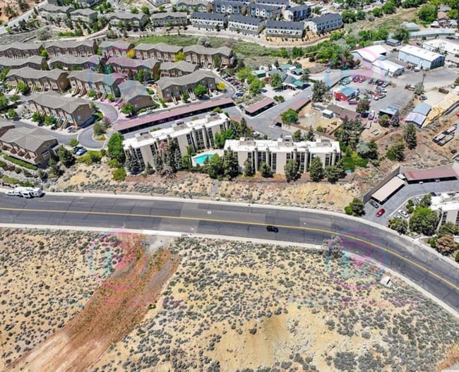 Building Photo - Incredible condo near UNR! This charming 2...