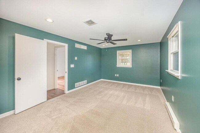 Building Photo - 411 Wagner Dr