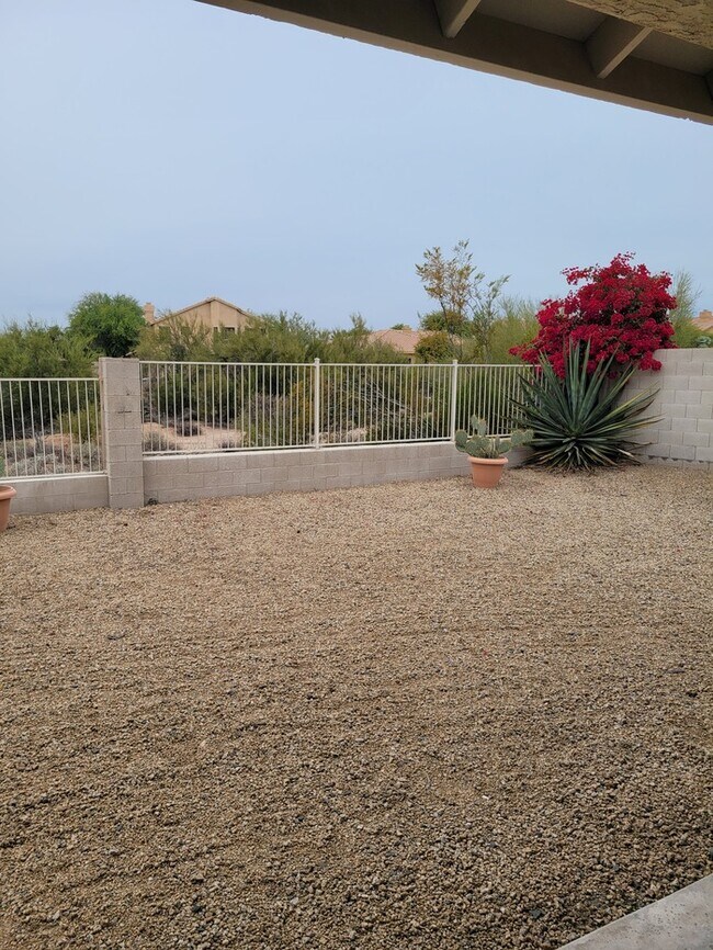 Building Photo - BEAUTIFUL 3/2 HOUSE FOR RENT IN TATUM RANCH