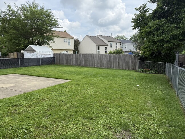 Building Photo - 599 N Emerson Ln