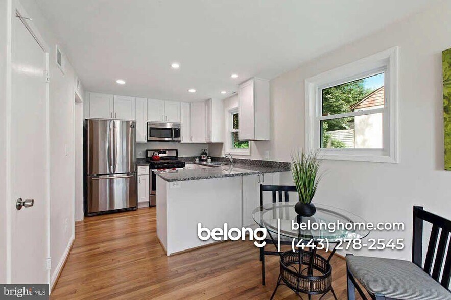 Building Photo - 12108 Foley St