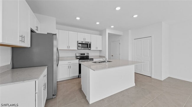 Building Photo - 4215 Caterina Ct
