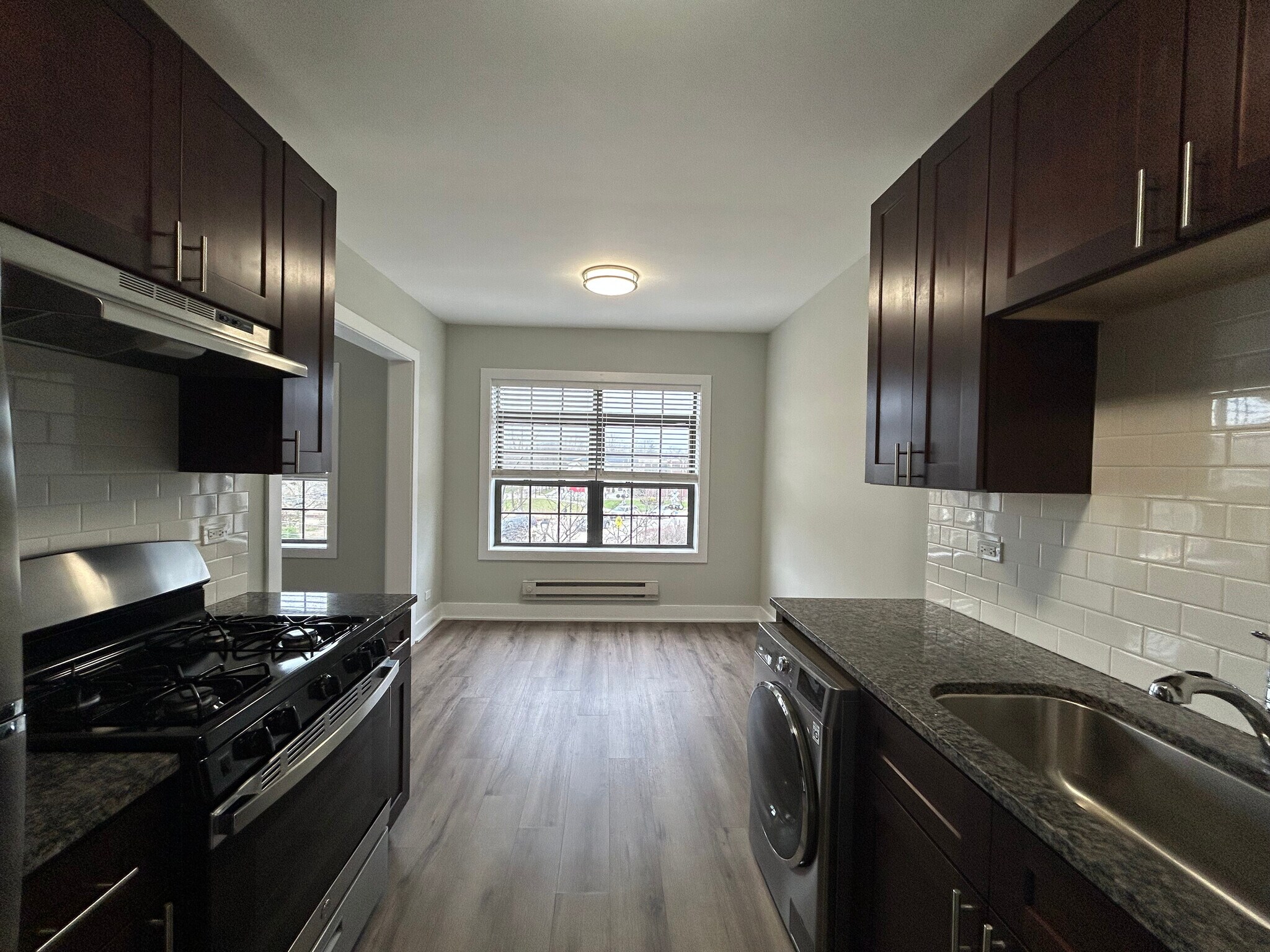 Building Photo - 725 Saint Johns Ave