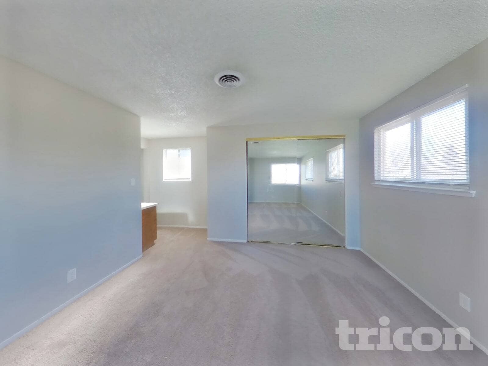 Building Photo - 2572 Wabash Cir