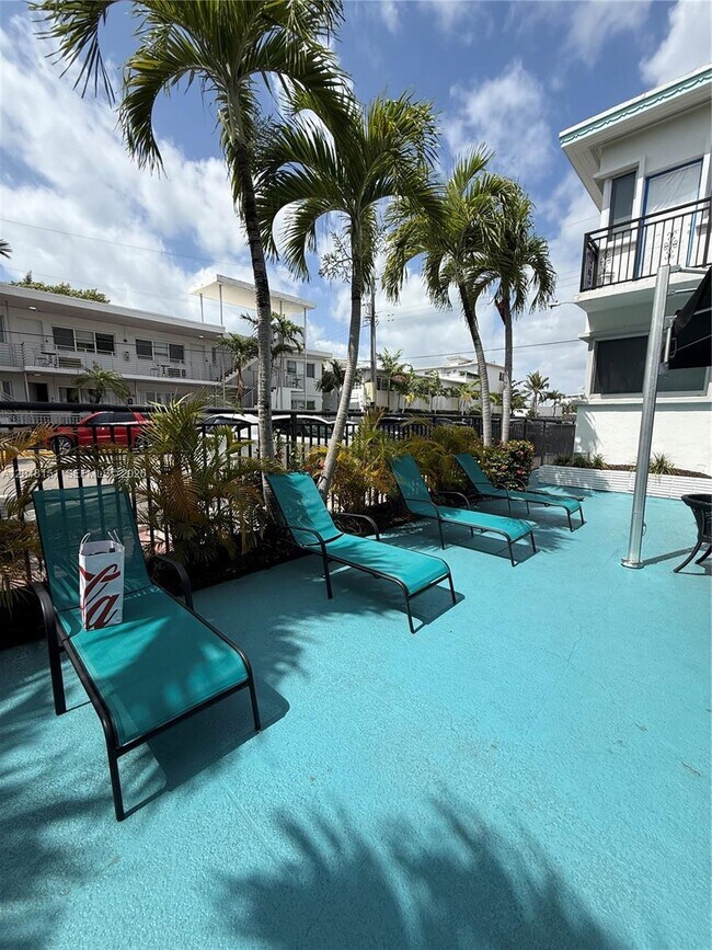 Building Photo - 7710 Harding Ave