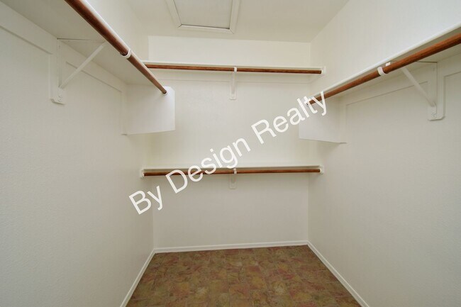 Building Photo - West Tucson 3 Bed 2 Bath with Den