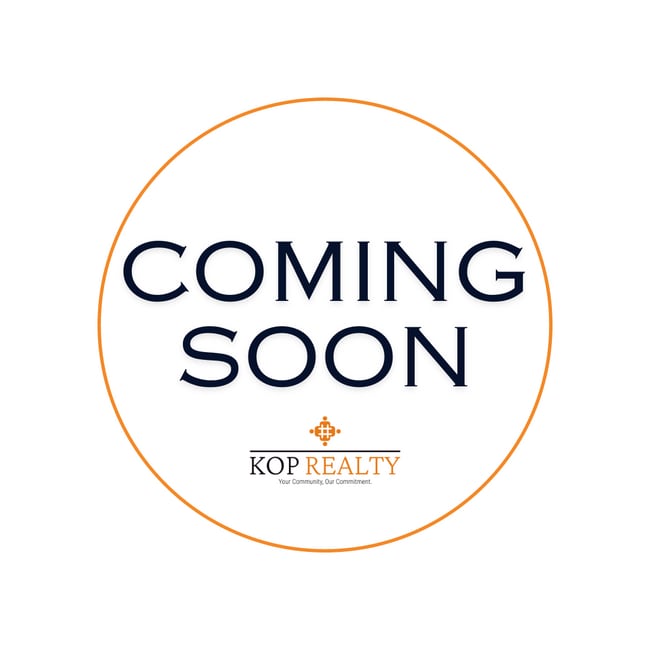Primary Photo - ? Newly Renovated 3-Bedroom Home – Modern ...