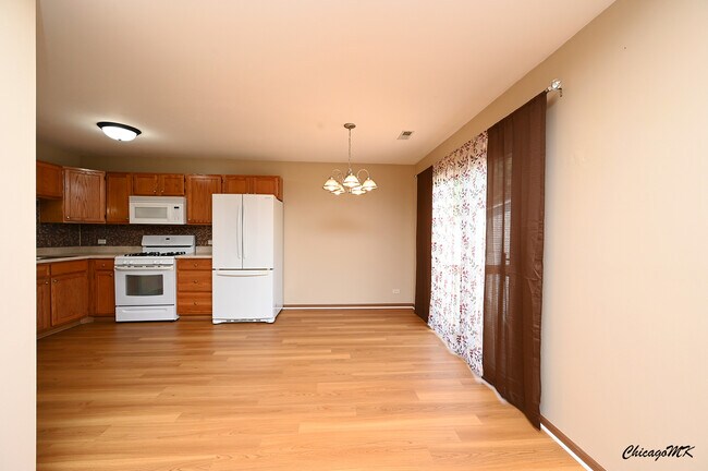 Building Photo - 340 Woodridge Cir