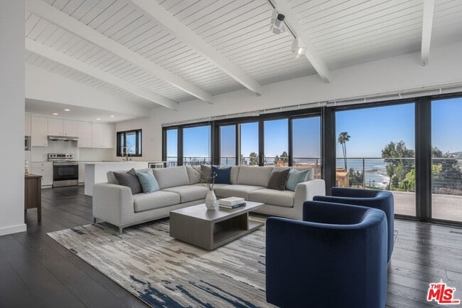 Building Photo - 17921 Vicino Way