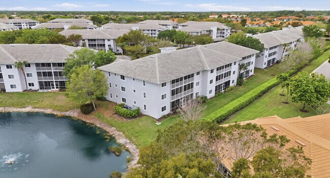 Building Photo - 7831 Regal Heron Cir