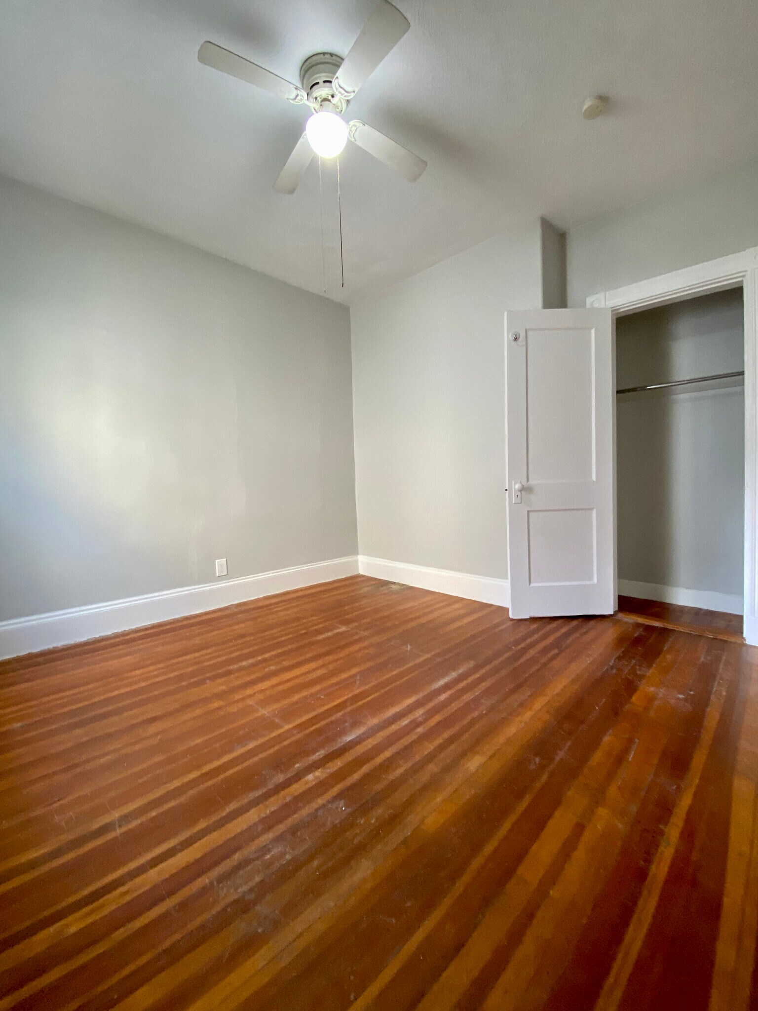 Building Photo - 14 Belknap St