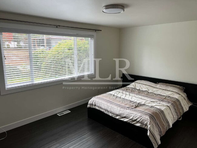 Building Photo - 18007 113th Ave SE