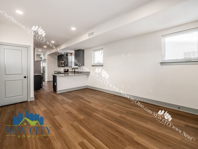 Building Photo - Recently Built Single Family Home! 2 Bedroom, 1.5 Bathrooms!