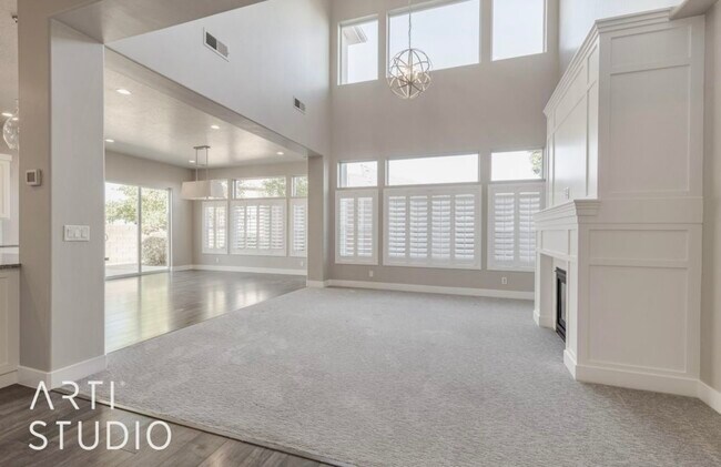 Building Photo - 3933 S Steeplechase Rd