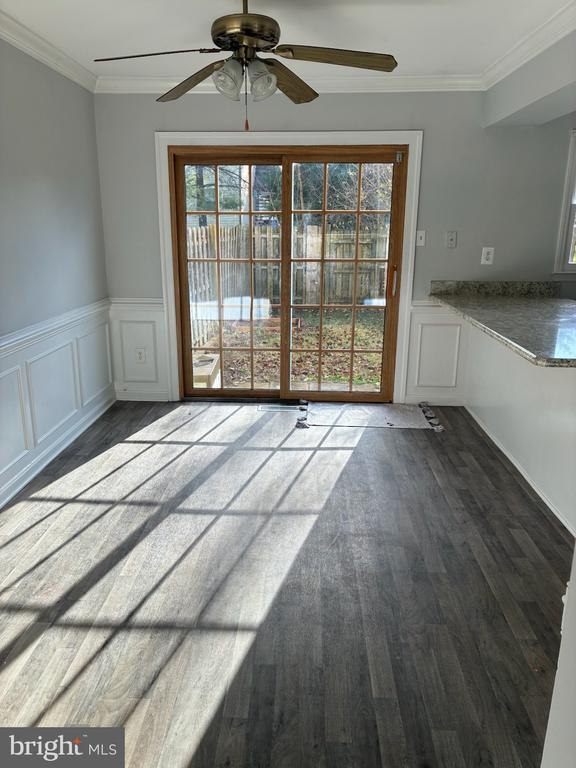 Building Photo - 1874 Abbey Ln