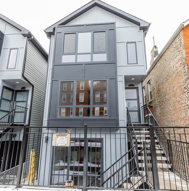 Primary Photo - 2307 W 19th St