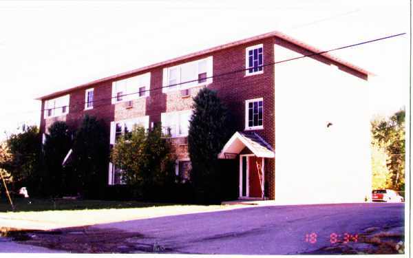 Building Photo - 8635 S 84th Ct