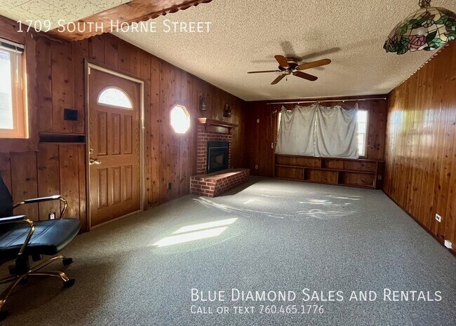Building Photo - 1709 S Horne St