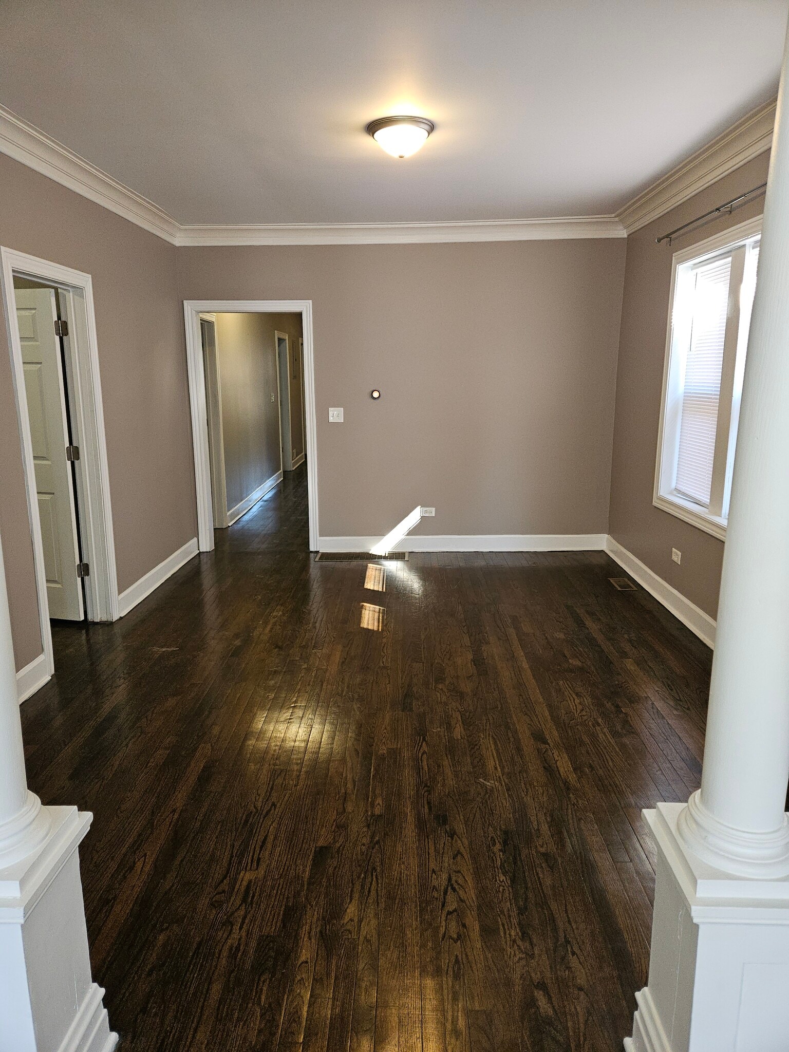 Building Photo - 8539 S Colfax Ave