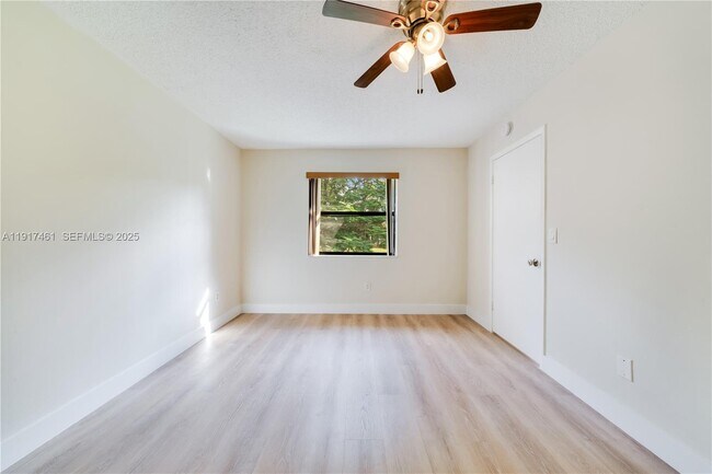 Building Photo - 14847 SW 104th St