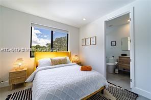 Building Photo - 513 SW 11th St