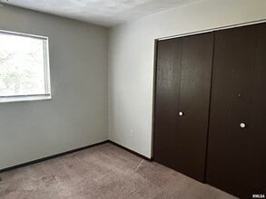 Building Photo - 3428 W Richwoods Blvd