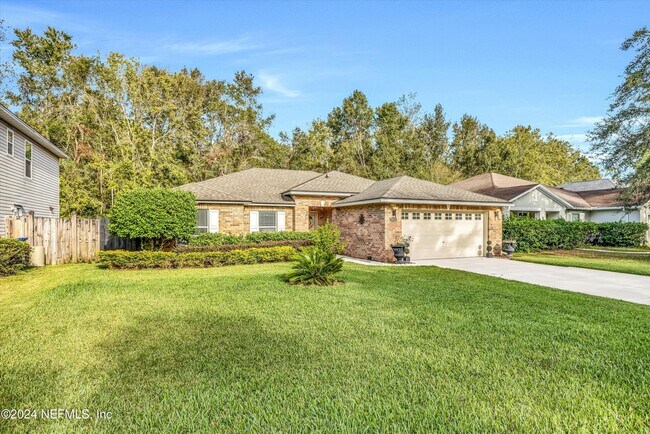 Building Photo - 657 MacKenzie Cir