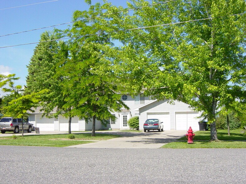Building Photo - 445 N 500 W