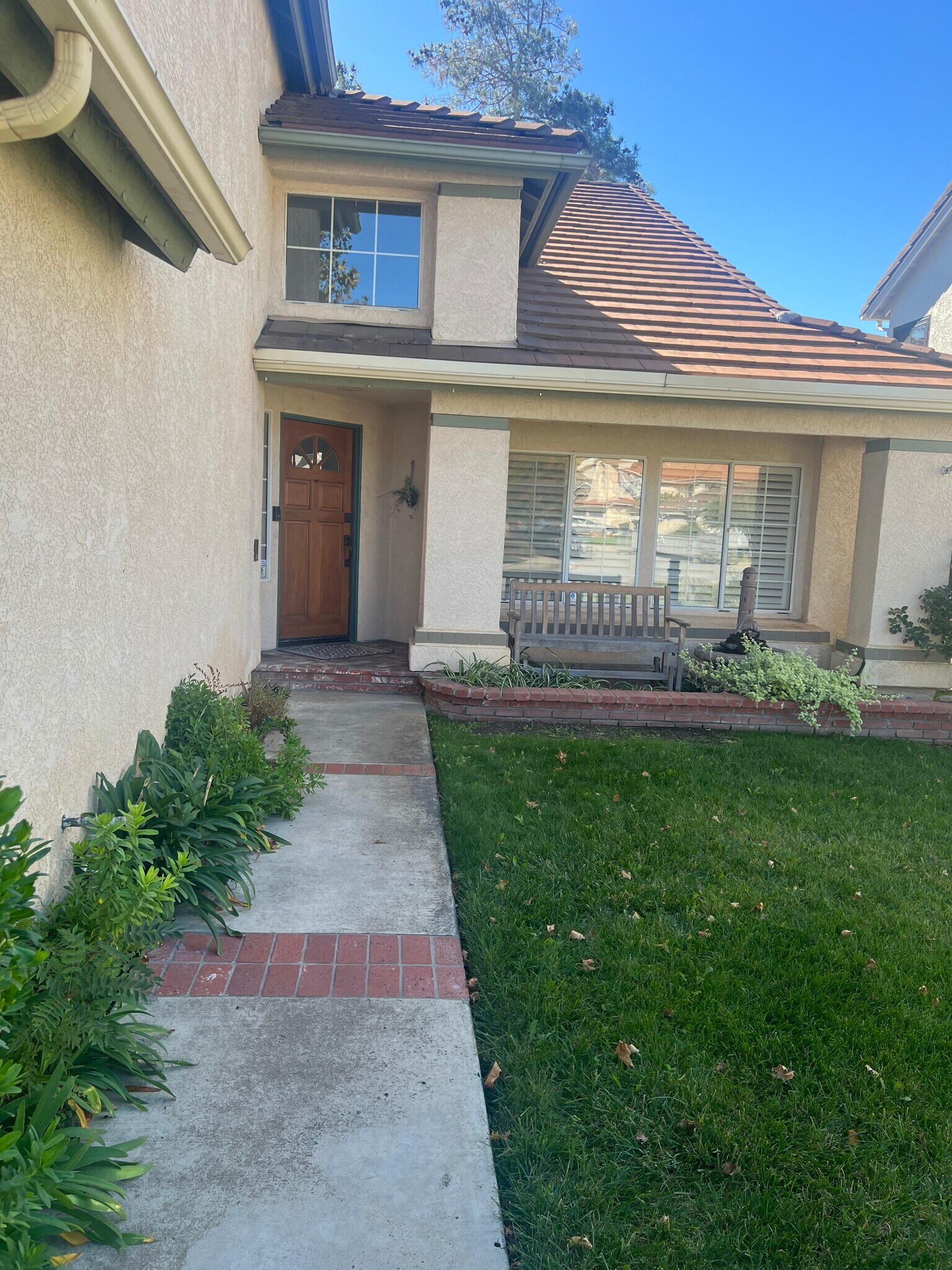 Building Photo - 5018 Evanwood Ave