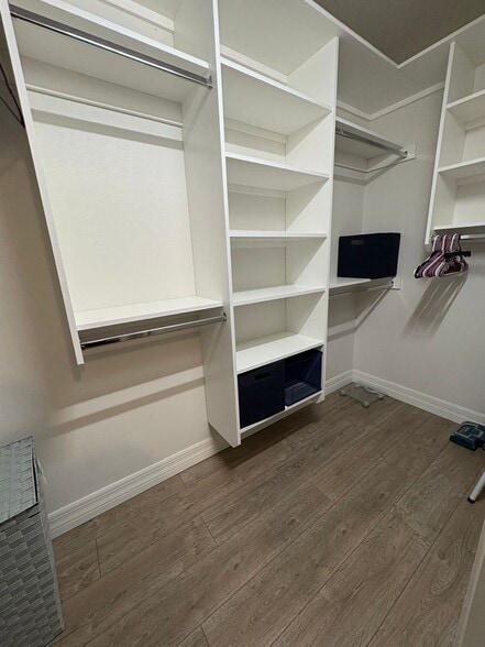 Building Photo - Make every day feel like a getaway in The Towns at Lakeside Plantation!