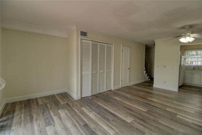 Building Photo - 13708 Orange Sunset Dr