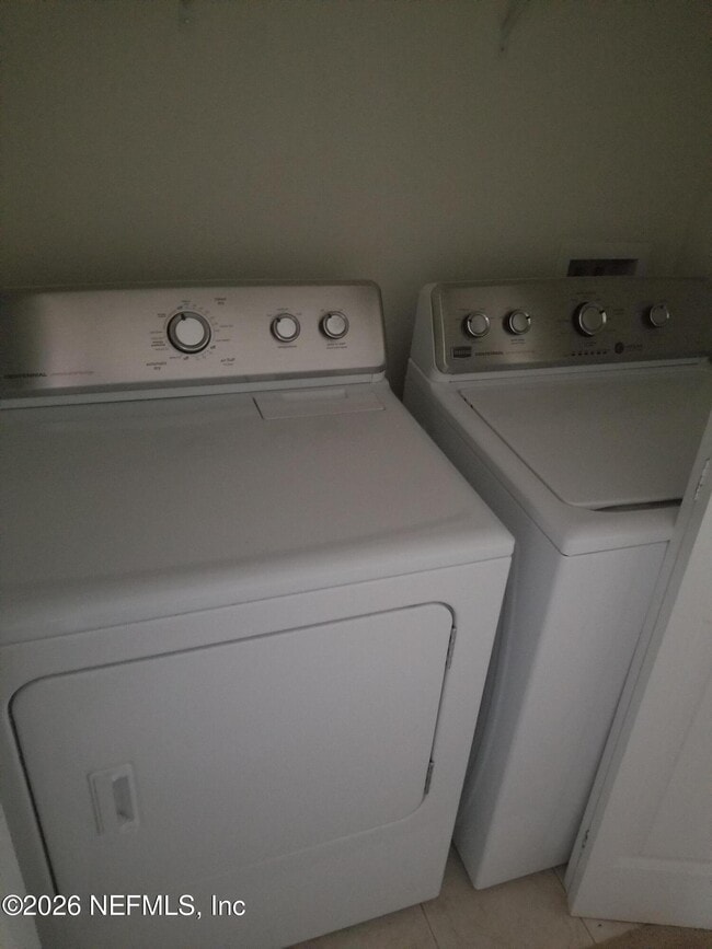 Building Photo - 4137 Crownwood Dr