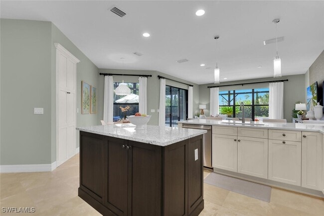 Building Photo - 2882 Cinnamon Bay Cir
