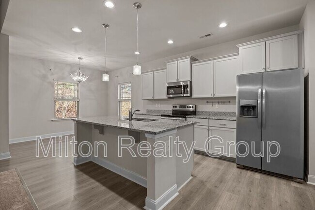 Building Photo - 75 Rolling Waters Ct