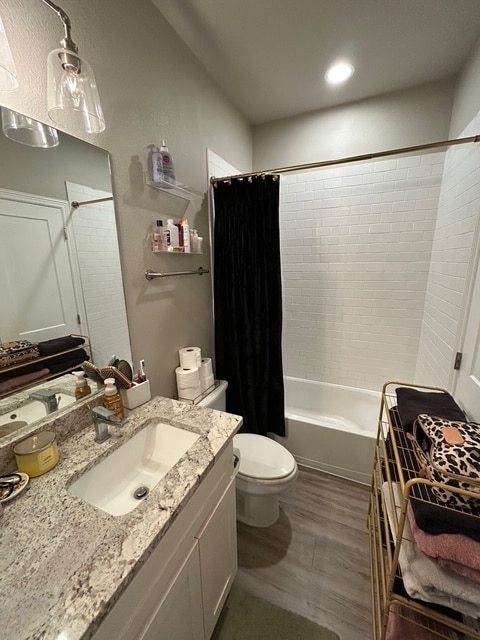 Building Photo - 614 Peyton St