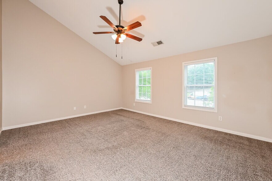 Building Photo - 854 Langley View Ct
