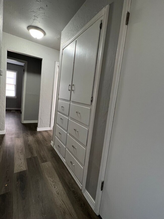 Building Photo - 1403 NW Lindy- COMING SOON!