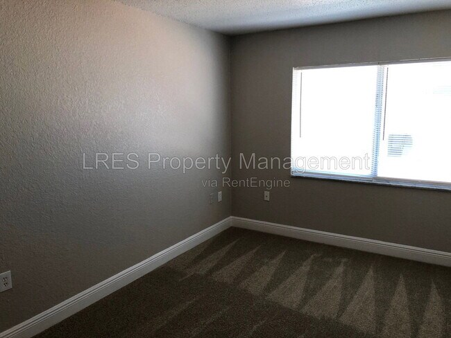 Building Photo - 4773 S Texas Ave