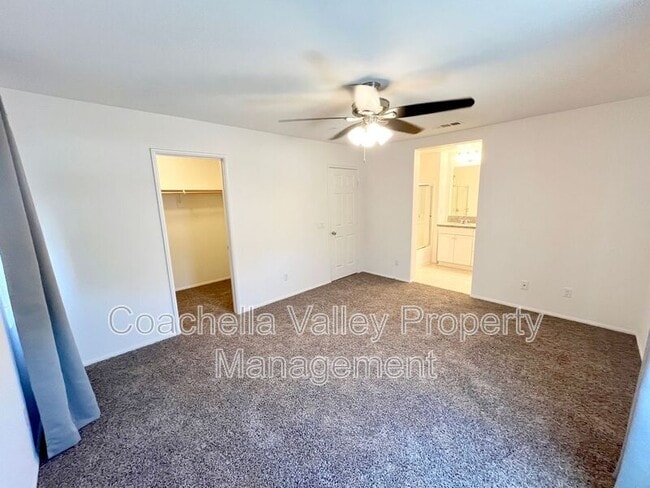 Building Photo - 532 Calle Vibrante