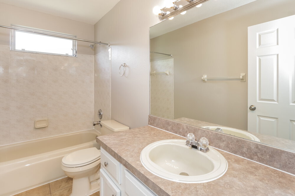 Building Photo - 1652 Crossvine Ct