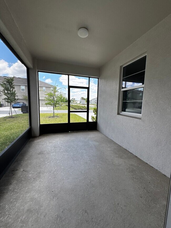 Building Photo - Spacios 4 Bedroom Home for Rent in Orlando - Available NOW!