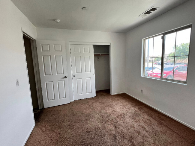 Building Photo - 16760 Meridian Ln