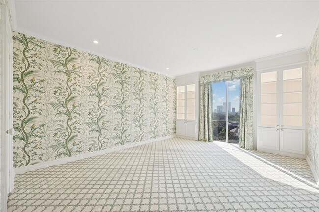 Building Photo - 3711 San Felipe St